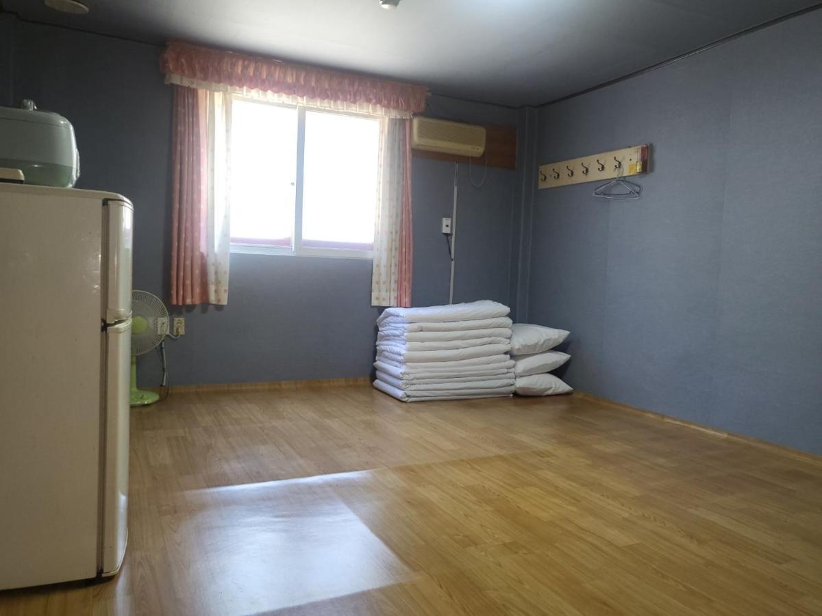 Songwol Park Motel Sokcho Bagian luar foto